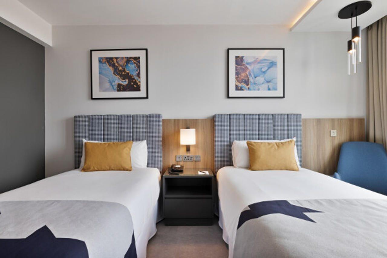Riu Plaza London Victoria Hotell Exteriör bild