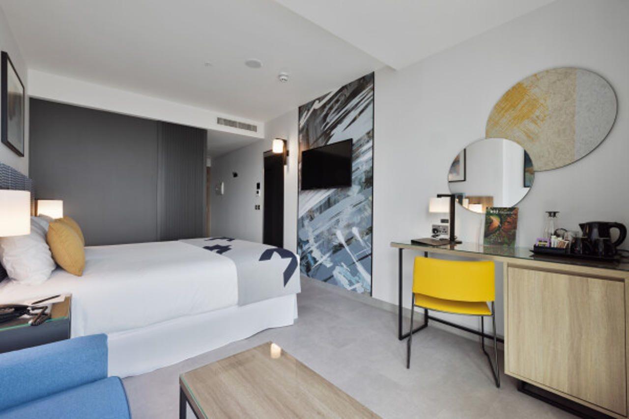 Riu Plaza London Victoria Hotell Exteriör bild
