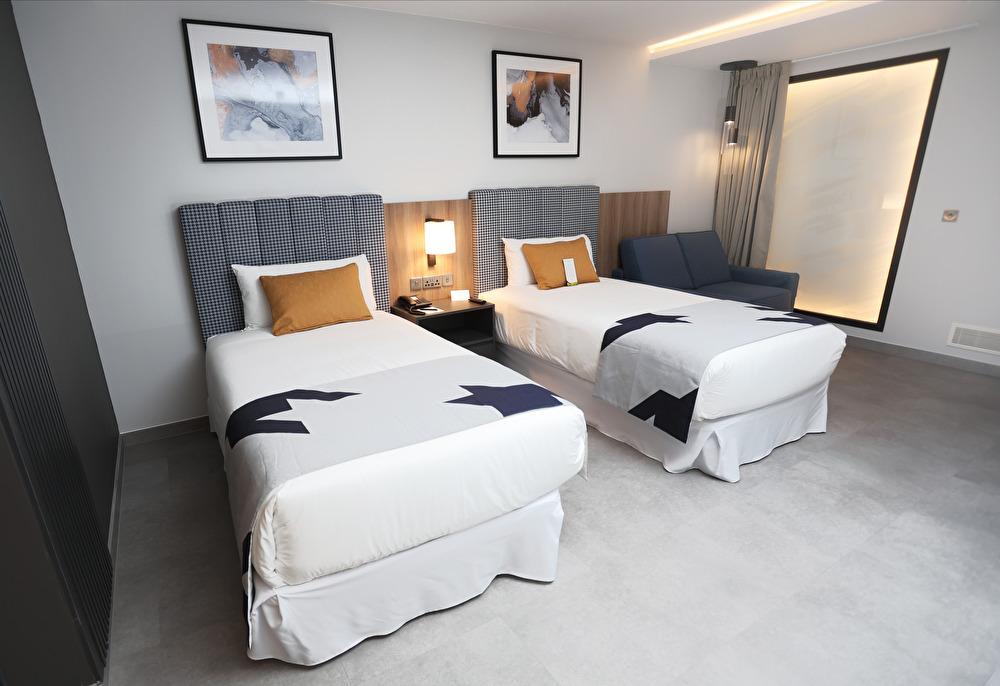 Riu Plaza London Victoria Hotell Exteriör bild