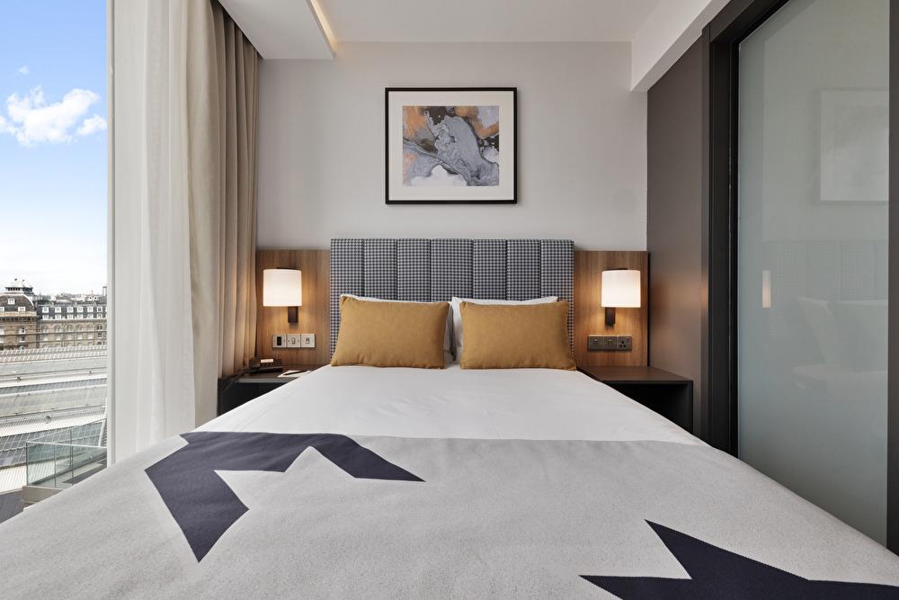 Riu Plaza London Victoria Hotell Exteriör bild